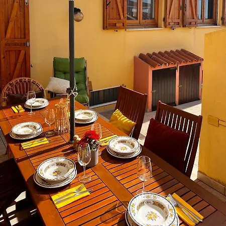 Apartman Bright And Cosy With Sea View