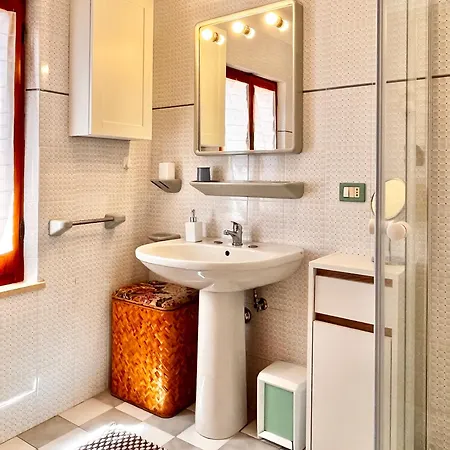 Bright And Cosy With Sea View *